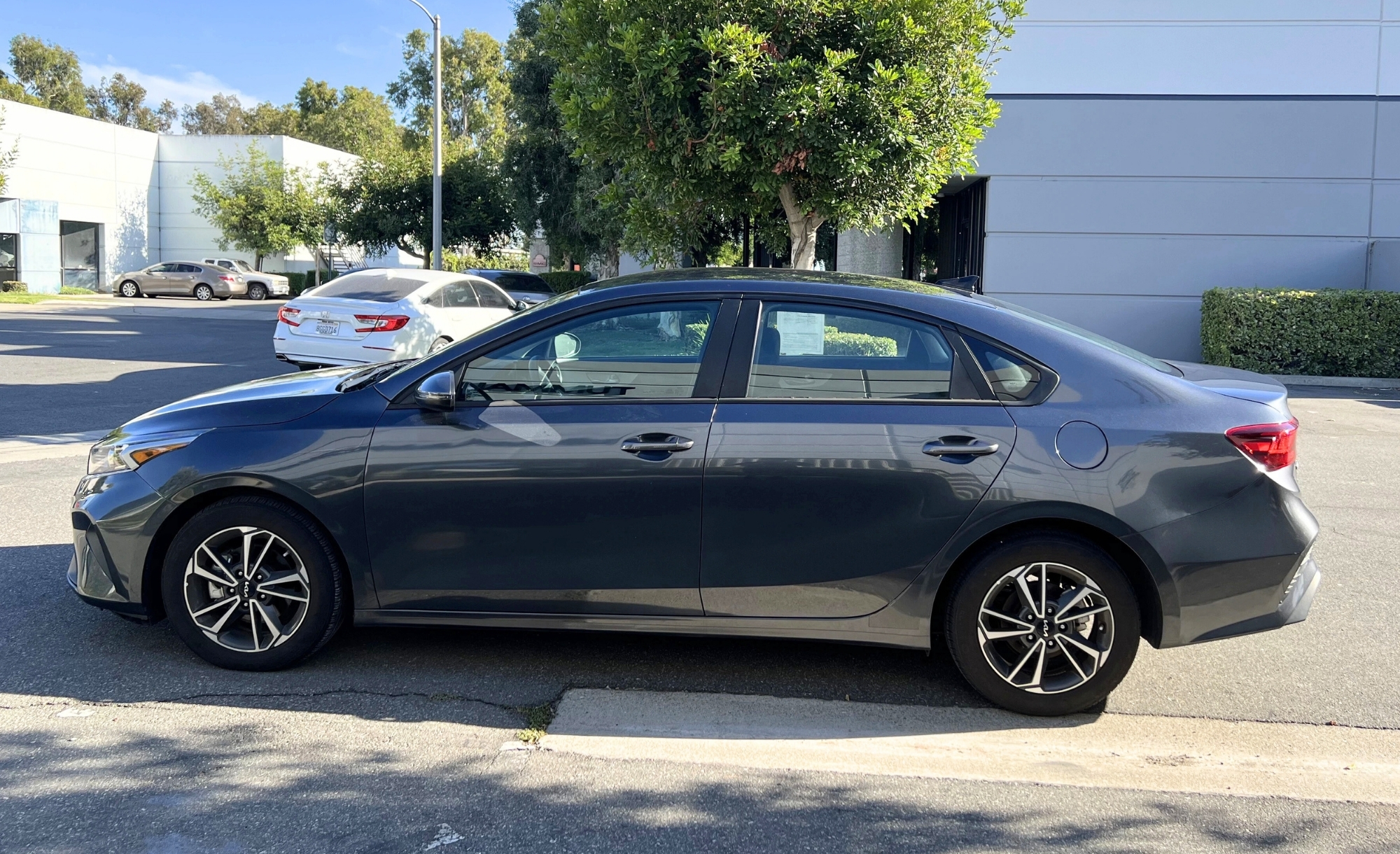 2022_Kia_Forte_LXS_Image001