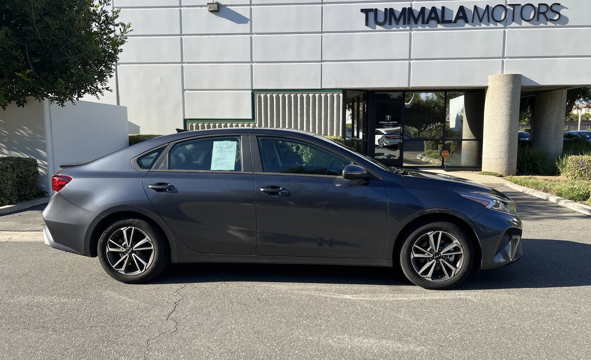 2022_Kia_Forte_LXS_Image005