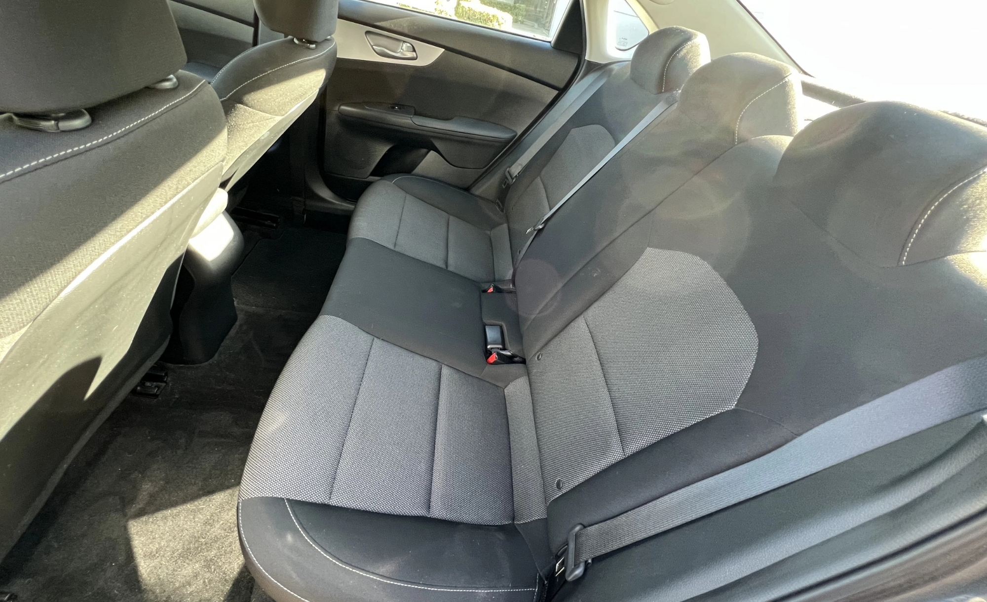 2022_Kia_Forte_LXS_Image014