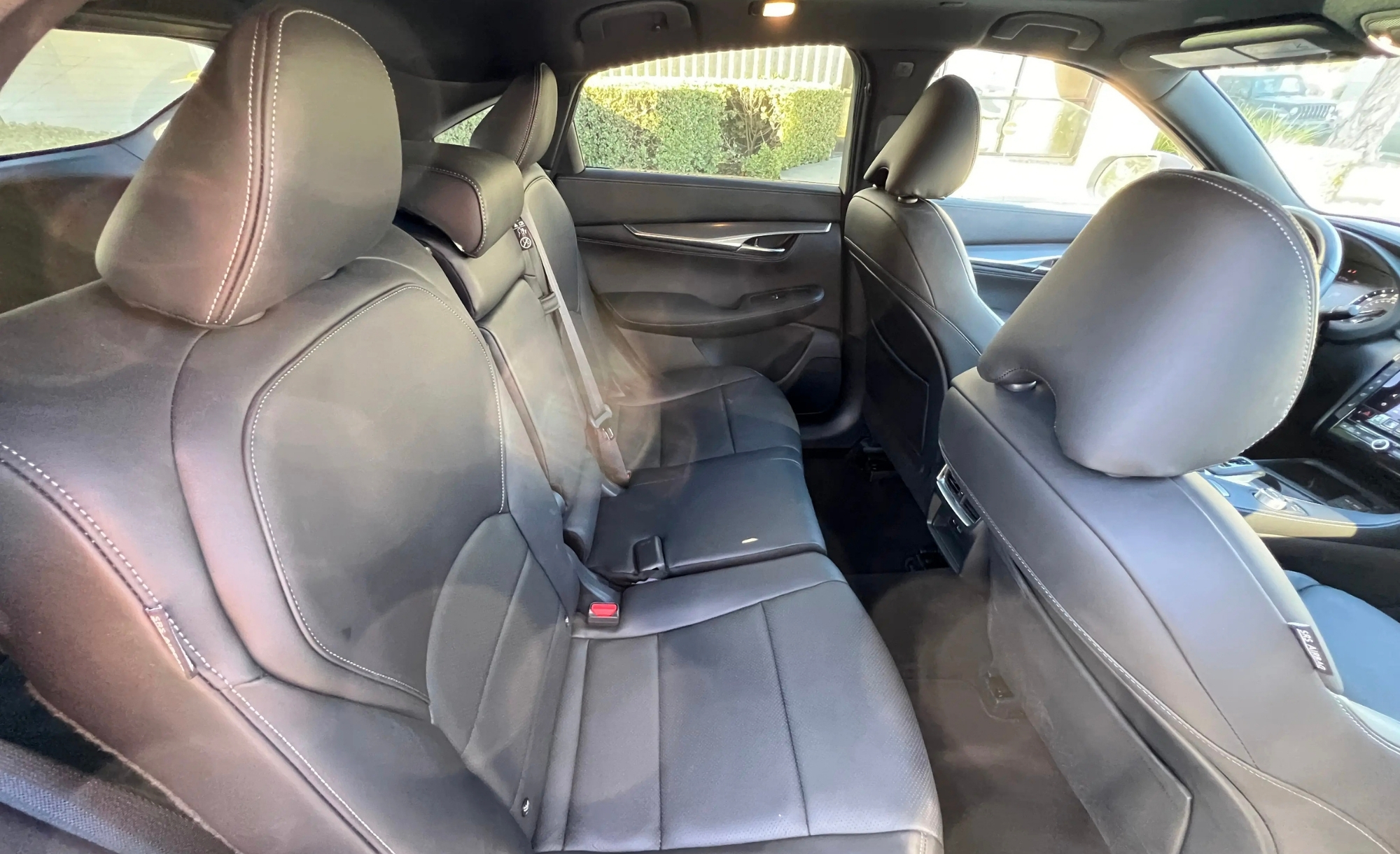 2024_Infiniti_QX55_LUXE_Image014